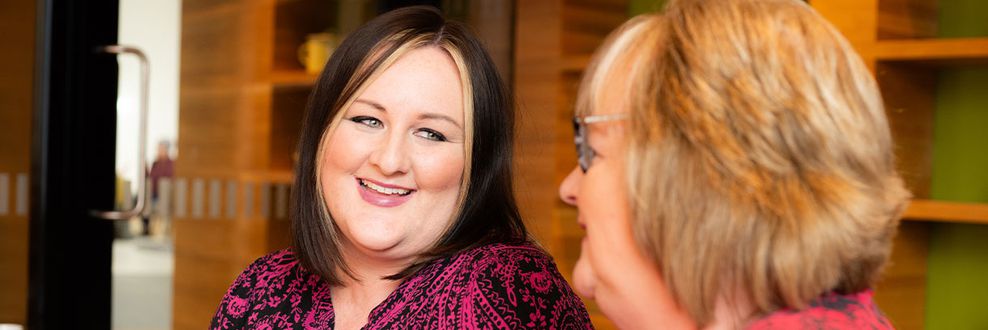 Laura and mum Linda smiling together